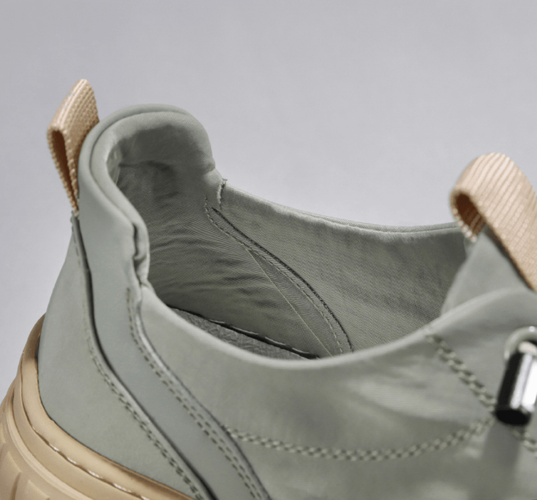 Savon | Chaussures Titanium Resistantes & Confortables